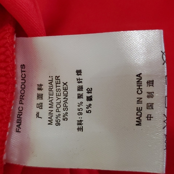 Knitee red flutter sleeve front ruffle dress. - Picture 9 of 9